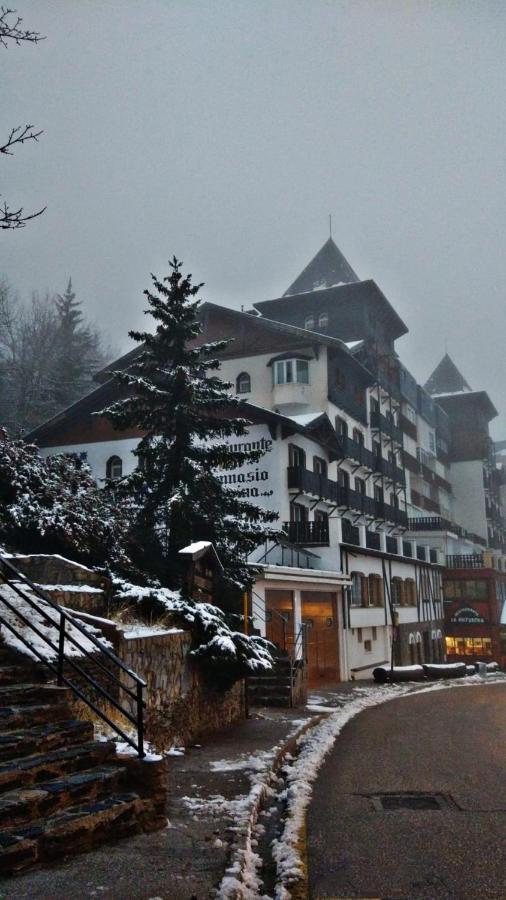 Brand New Apartment Very Cosy And Awesome Display Close To The Ski Slope! Private Parking เซียร์ราเนบาดา ภายนอก รูปภาพ
